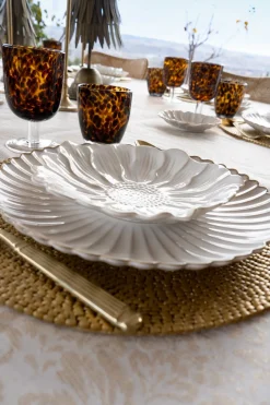 Plato De Postre Con Diseño De Flor Blanca CO