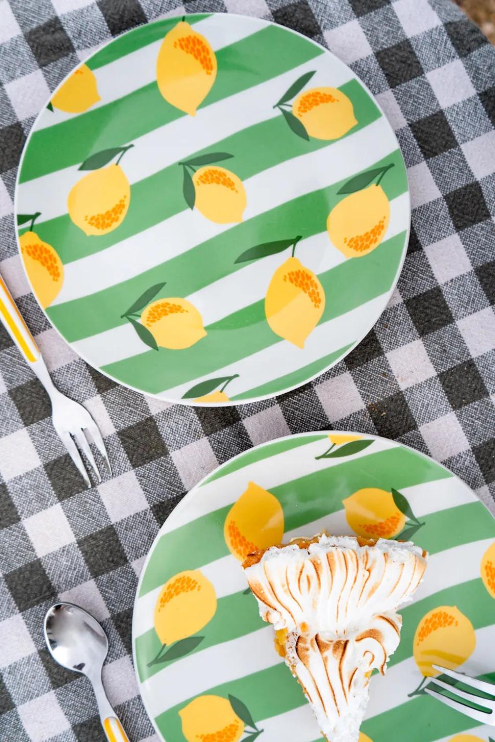 Plato De Postre De Porcelana Limones