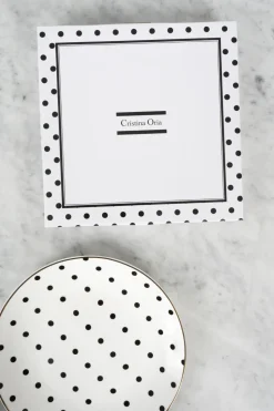 Plato De Postre Negro Y Blanco Con Diseño De Puntos