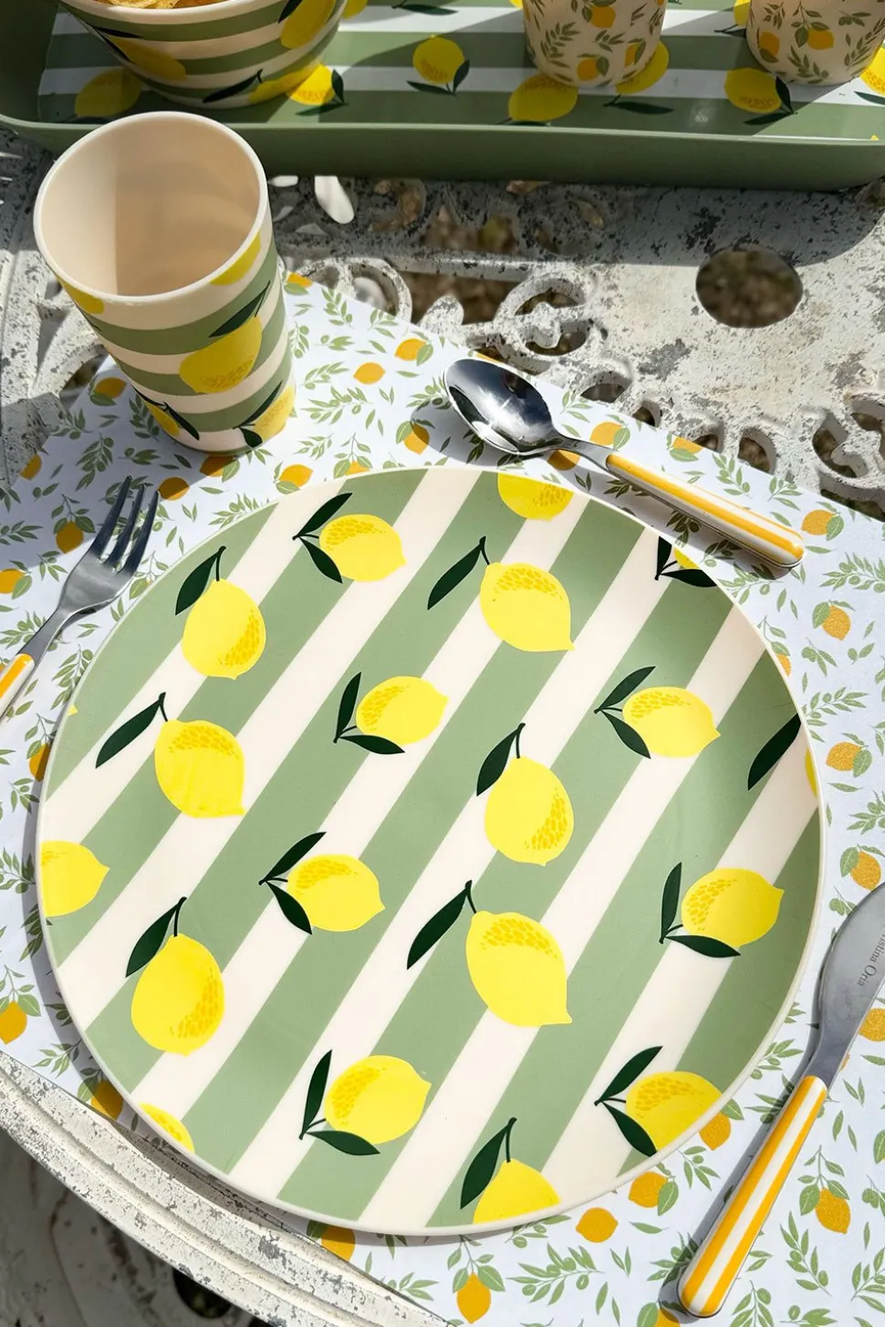 Plato Llano De Polipropileno Limones