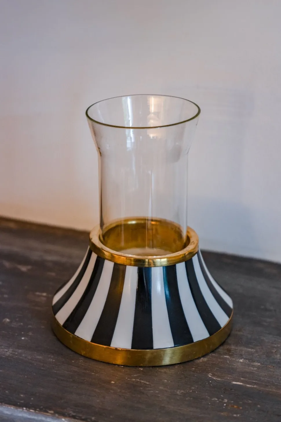 Portavelas De Resina Con Diseño De Rayas Blancas Y Negras Bajo Grande