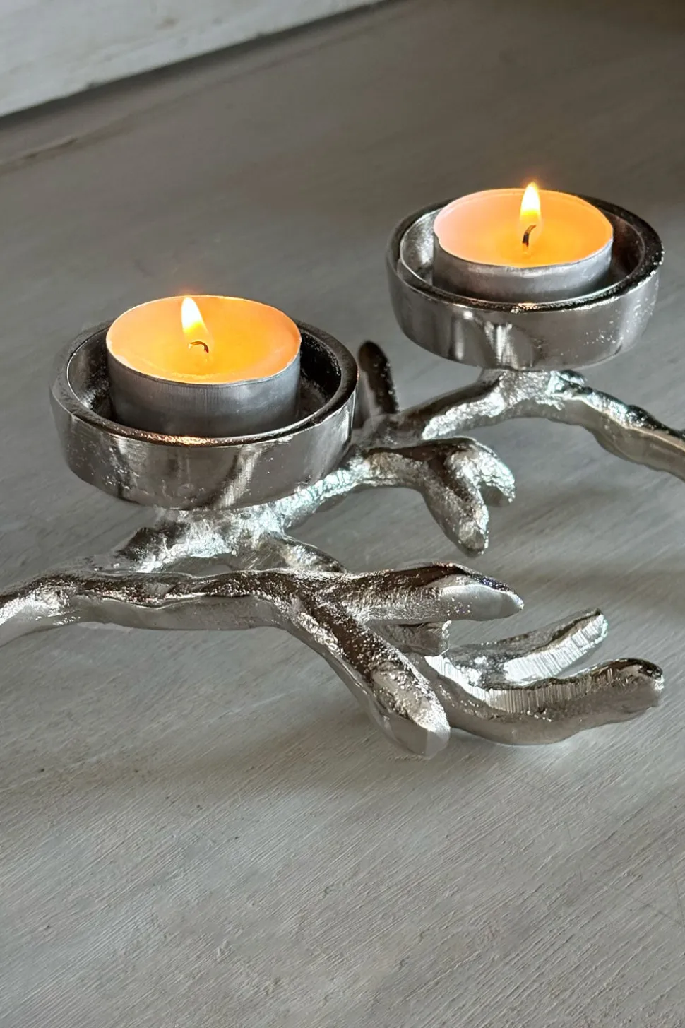 Portavelas Plateado Para Tres Velas Con Diseño De Cuerno De Ciervo