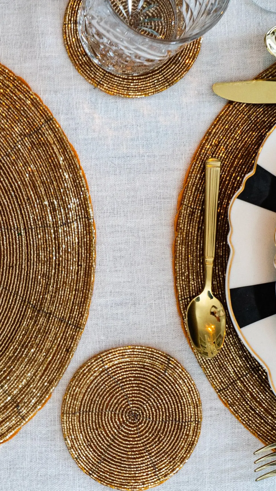 Posavasos Dorado Bordado Con Cuentas