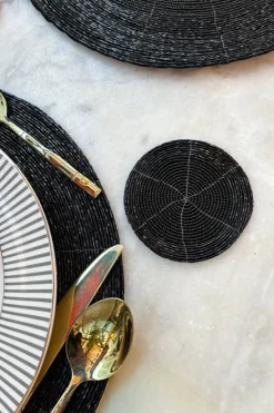 Posavasos Negro Bordado Con Cuentas
