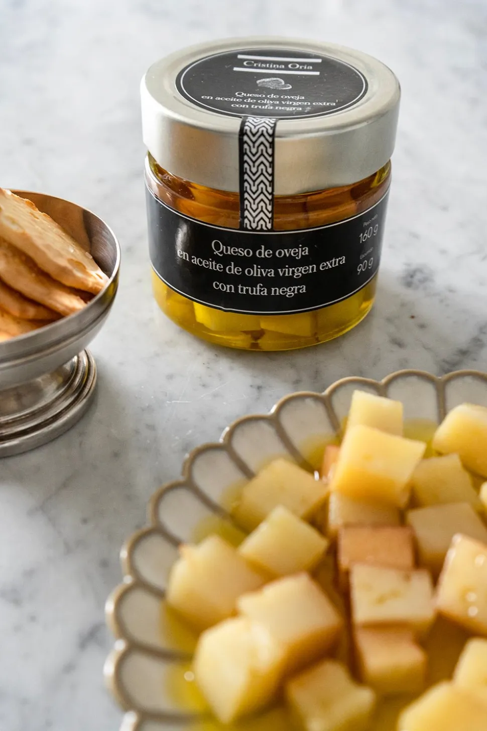 Queso De Oveja En Aceite De Oliva Virgen Extra Con Trufa Negra 160G