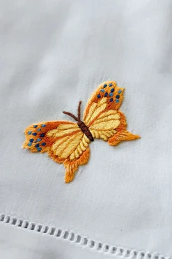 Servilleta Bordada A Mano Con Diseño De Mariposa Amarilla