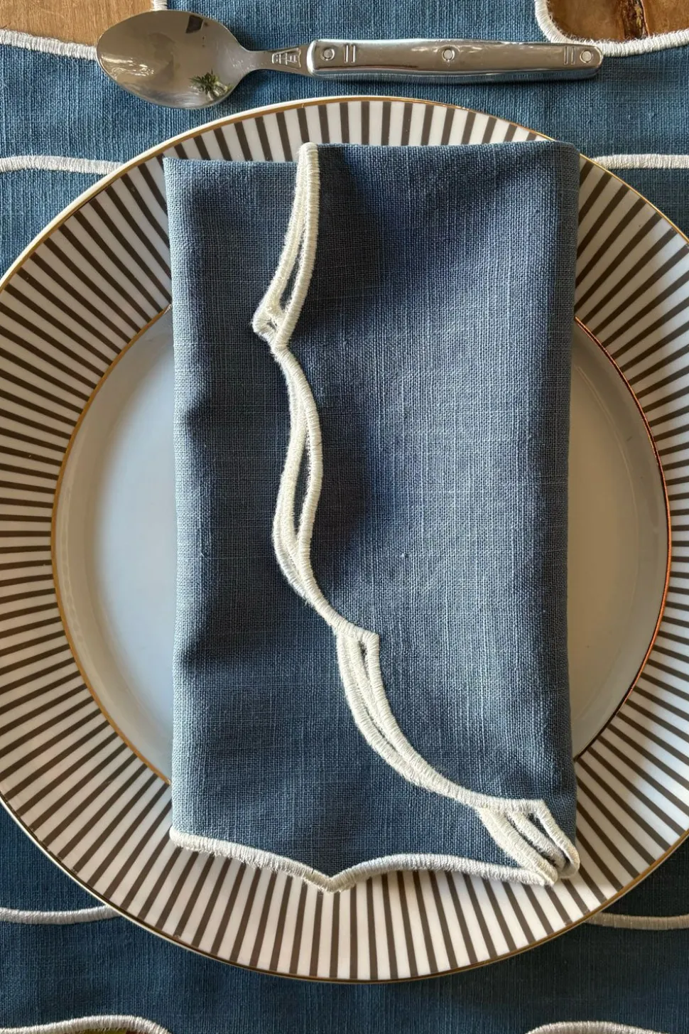Servilleta Con Diseño De Blonda