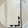 Servilleta Con Diseño De Sol Blanca Y Negra