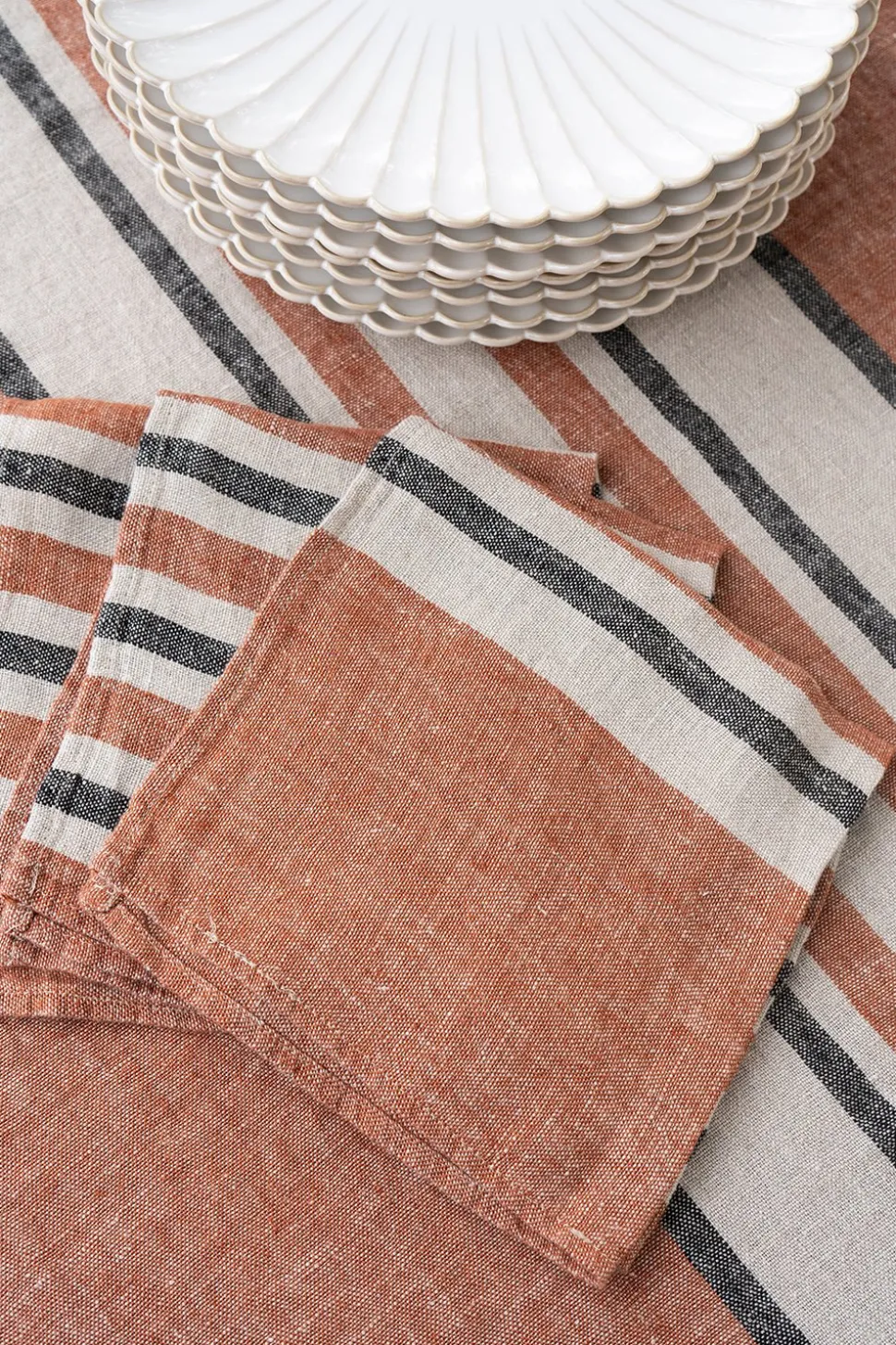 Servilleta De Lino Color Teja Con Rayas Beige & Grises