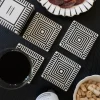 Set 4 Posavasos Con Diseño Blanco Y Negro
