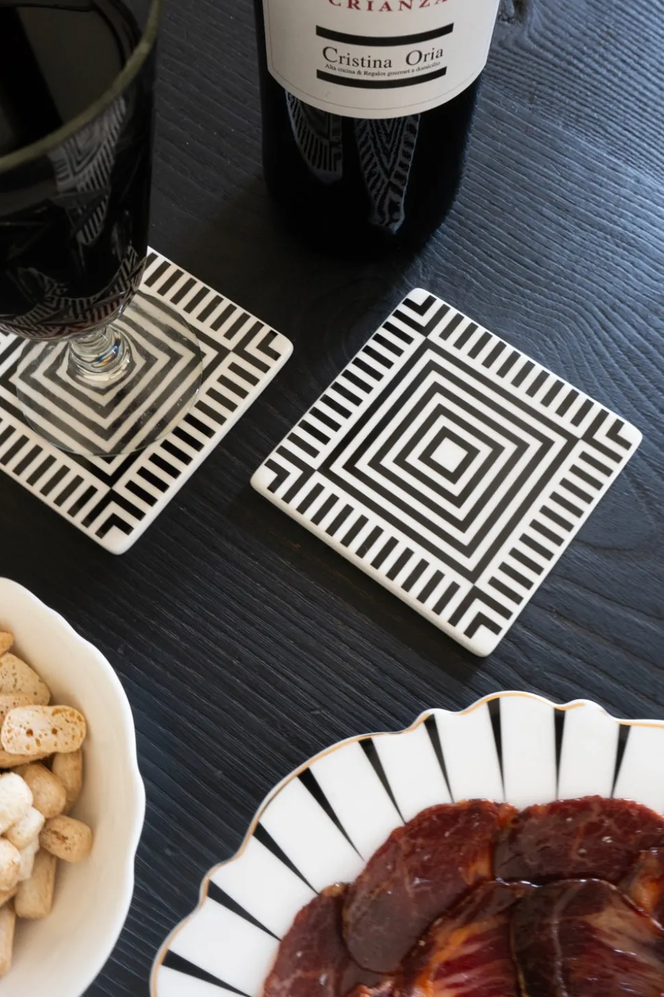 Set 4 Posavasos Con Diseño Blanco Y Negro