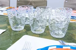 Set 6 Vasos Transparentes Acrílicos Con Diseño En Relieve