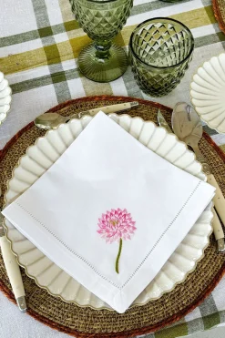 Set de 6 Servilletas Bordadas a Mano con Diseño de Flores