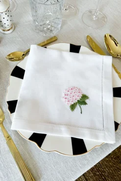 Set de 6 Servilletas Bordadas a Mano con Diseño de Flores