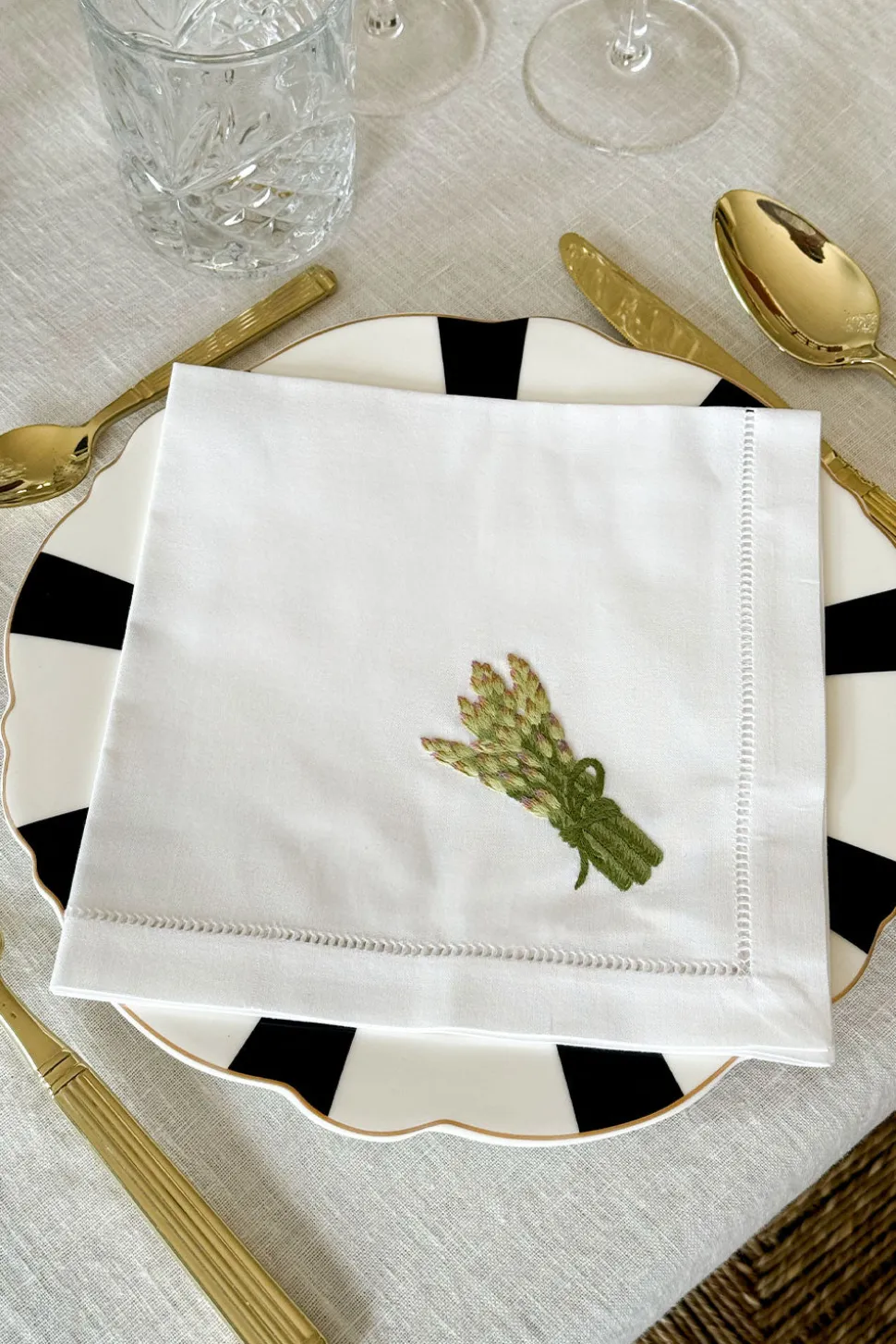 Set de 6 Servilletas Bordadas a Mano con Diseño de Verduras