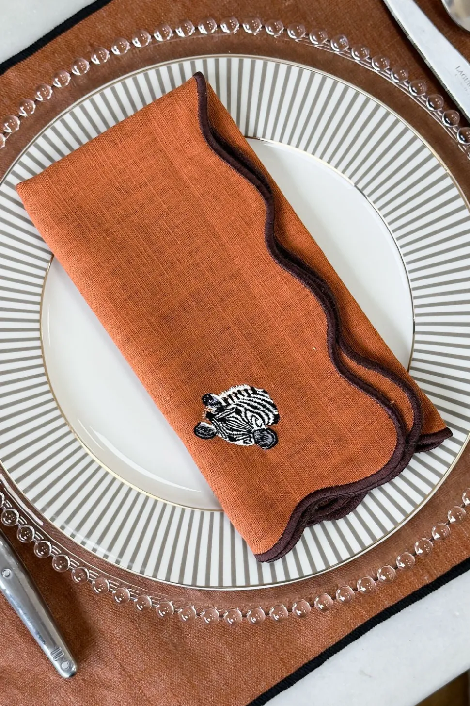 Set De 4 Servilletas Bordadas Animales De La Selva