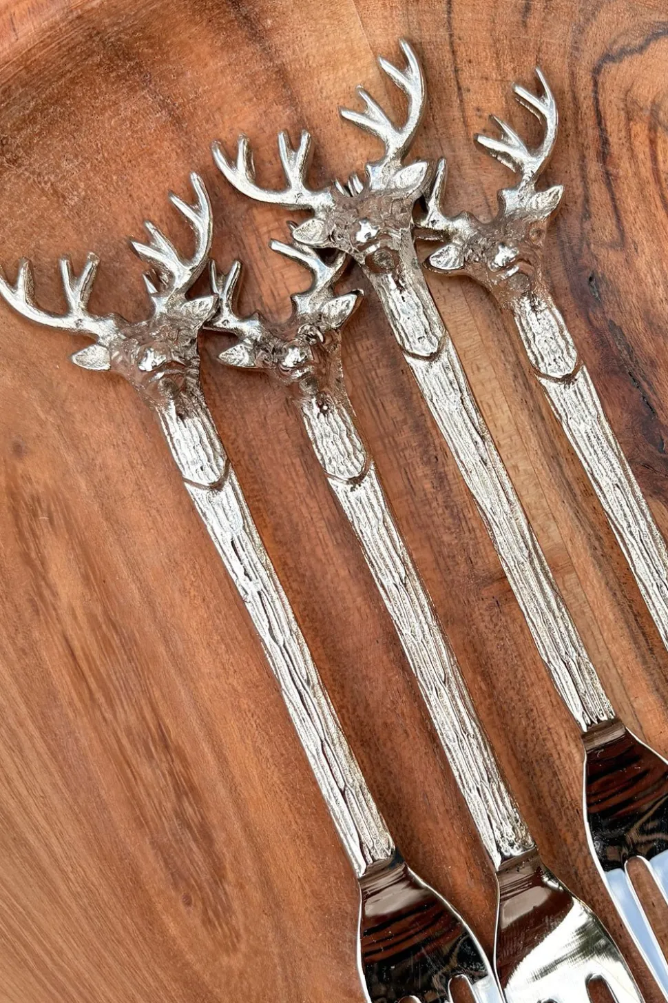 Set De 4 Tenedores Con Diseño De Ciervo