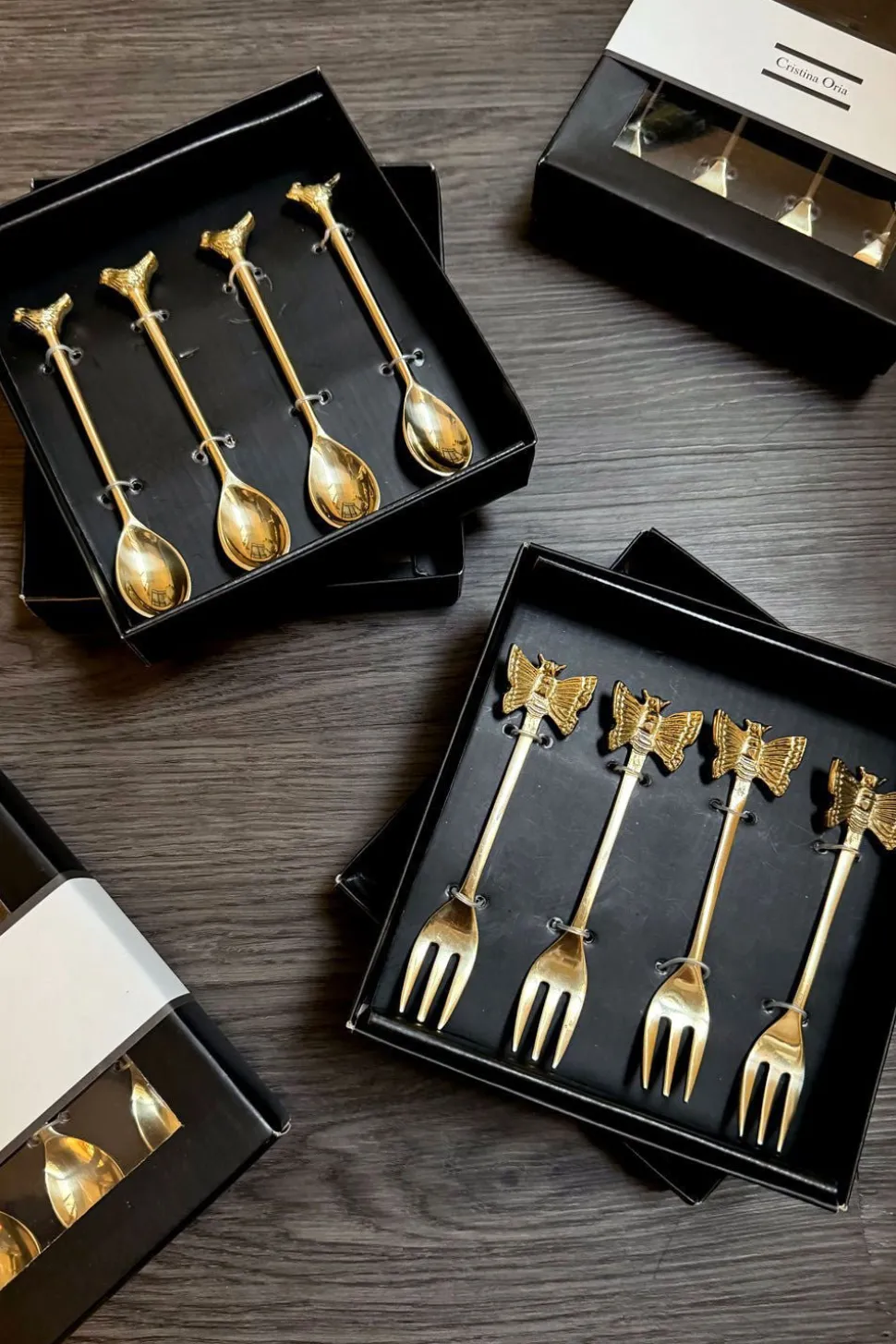 Set De 4 Tenedores De Bronce Con Diseño De Mariposa