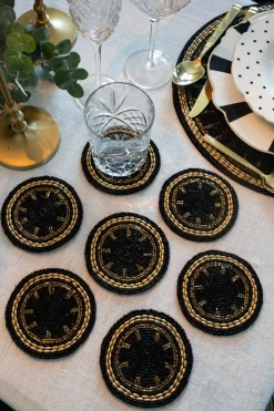 Set De Seis Posavasos Negros Con Detalles Dorados Bordados Con Cuentas