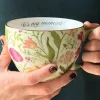 Taza Flores "It´s My Moment"