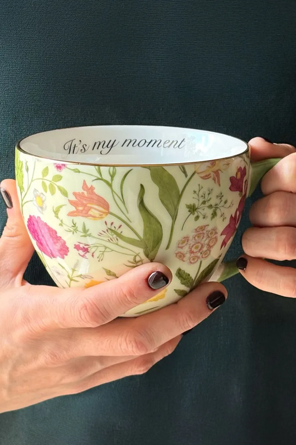 Taza Flores "It´s My Moment"
