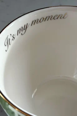 Taza Flores "It´s My Moment"
