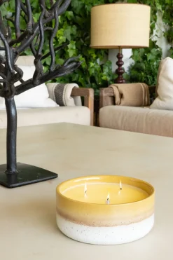 Vela En Recipiente De Cerámica Y Con Aroma A Citronela