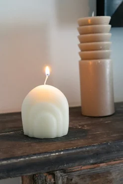 Vela Ovalada Con Relieve